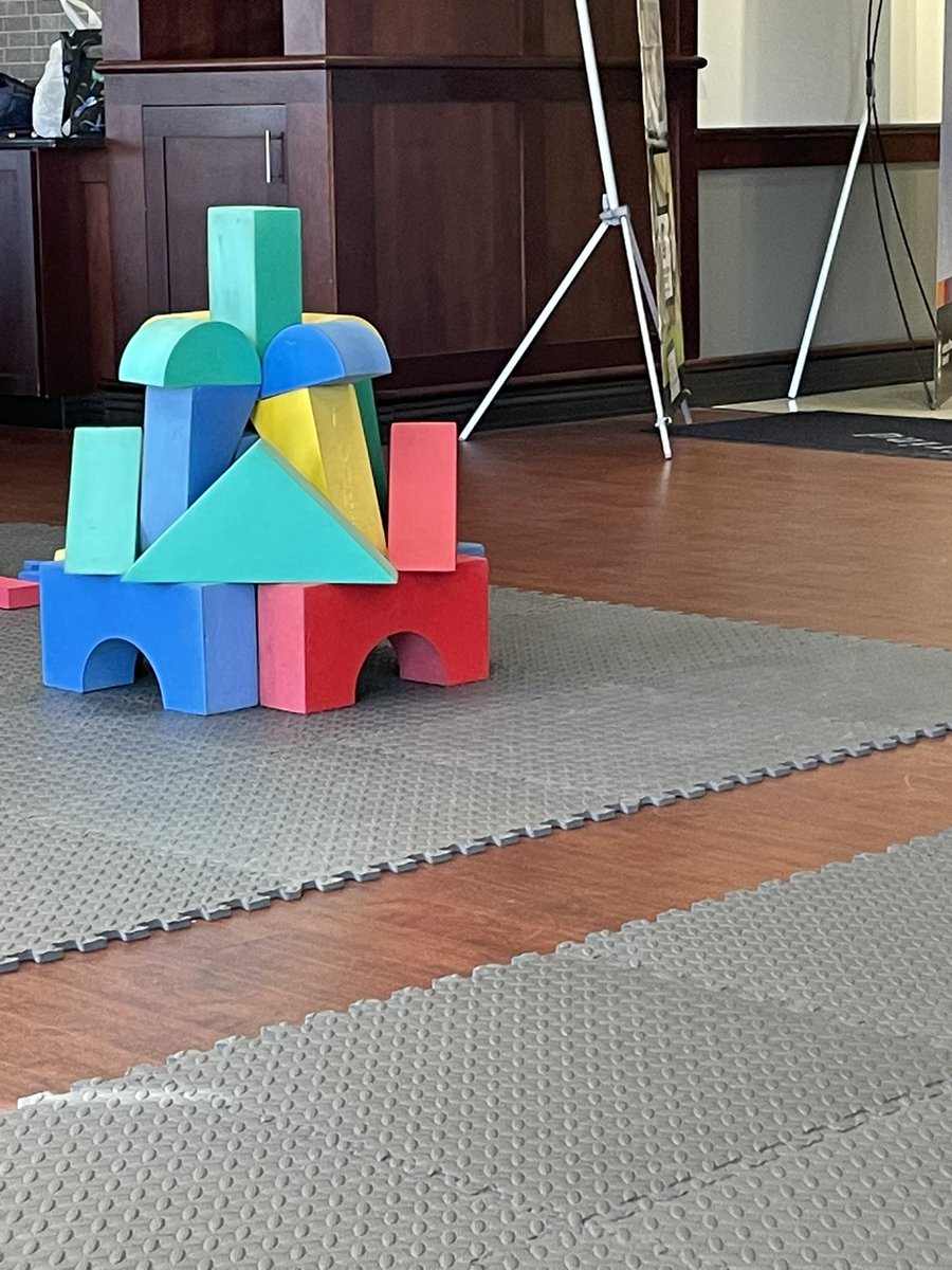 Kari Harris tweet media