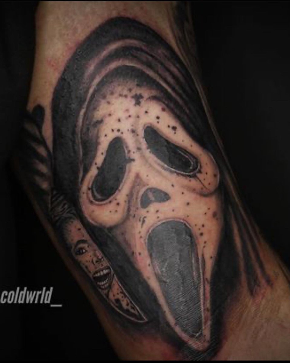 alclaymist's tweet photo. @CharlesWriteNow I’m a tattoo artist based in Houston Tx, I attached some of my work to this thread and you can check out IG as well ( _coldwrld_ ). DM me if you have any questions https://t.co/2BjKHEydke