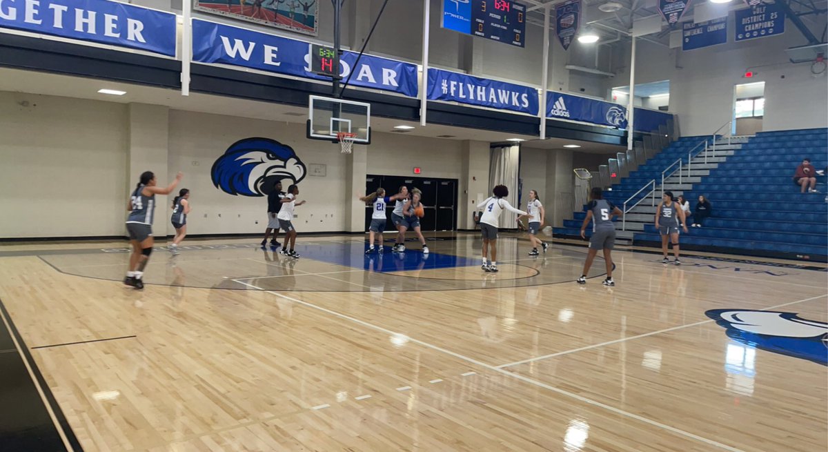 Shorter_WBB's tweet photo. 📸Frames from Biscuits and Basketball #OfficialPractice https://t.co/GhbrsiE2FI