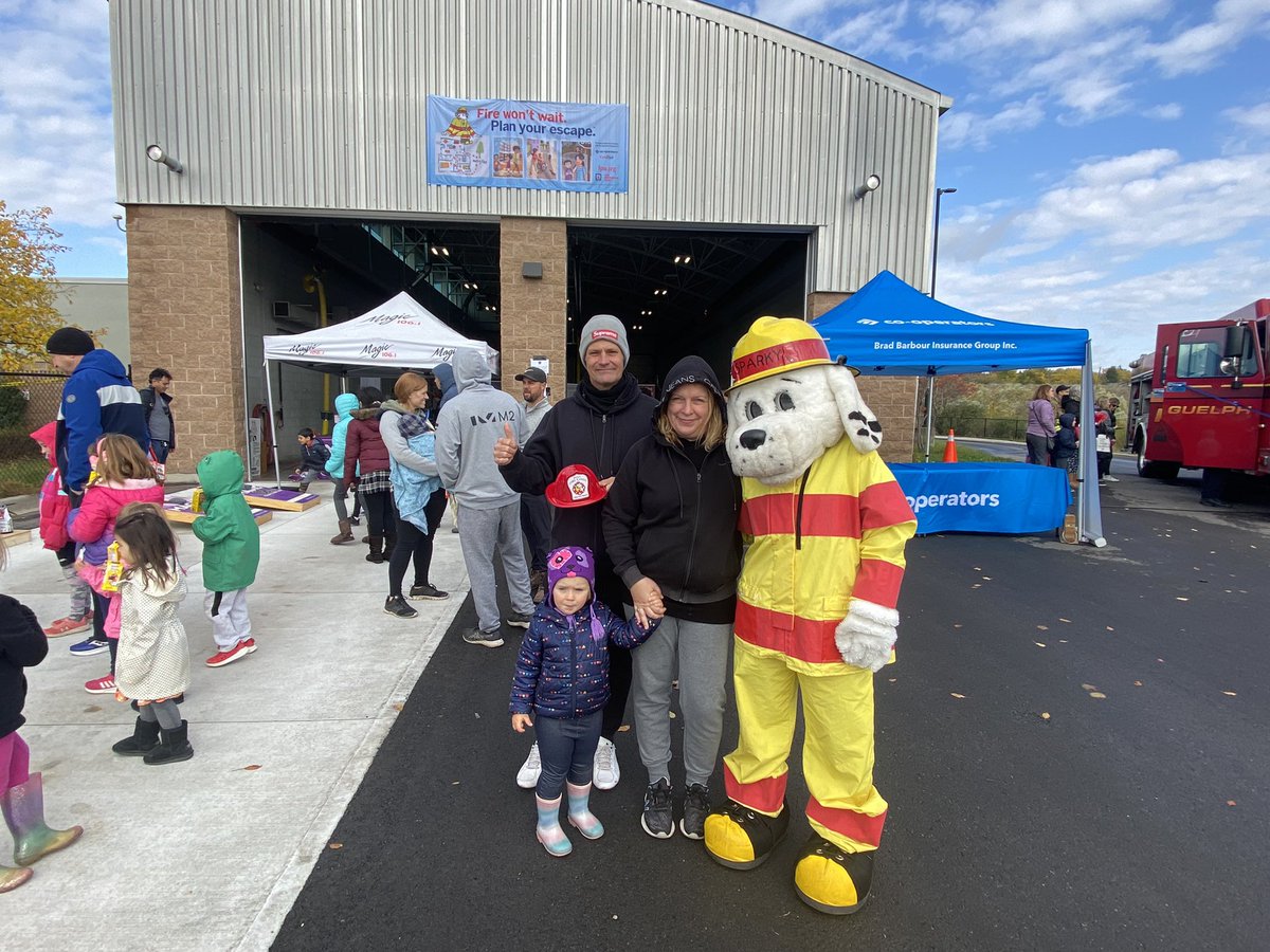 Come see us today until 2:30 at 21 imperial south. Live fire burn at 2pm #Firepreventionweek @DaveElloway @rschube04 @guelphpffaprez