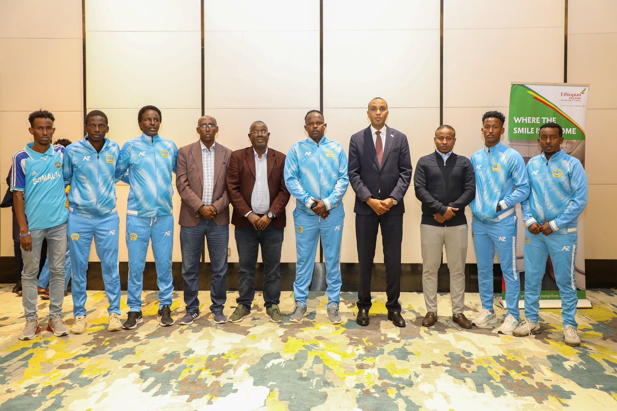 HamzaAbdiBarre's tweet photo. Waxaan u hambalyeynayaa Xulkeena Kubadda Cagta Qaranka ee 17-jirada ah oo ku guulaystay koobka cayaaraha Bariga iyo Bartmaha Afrika ee CECAFA, kadib markii ay ka adkaadeen Kooxda South Sudan cayaartii finalka. Waxay soo hooyeen guul taariikhi oo sharaf u ah shacabka Soomaaliyeed. https://t.co/lOYatUt77n
