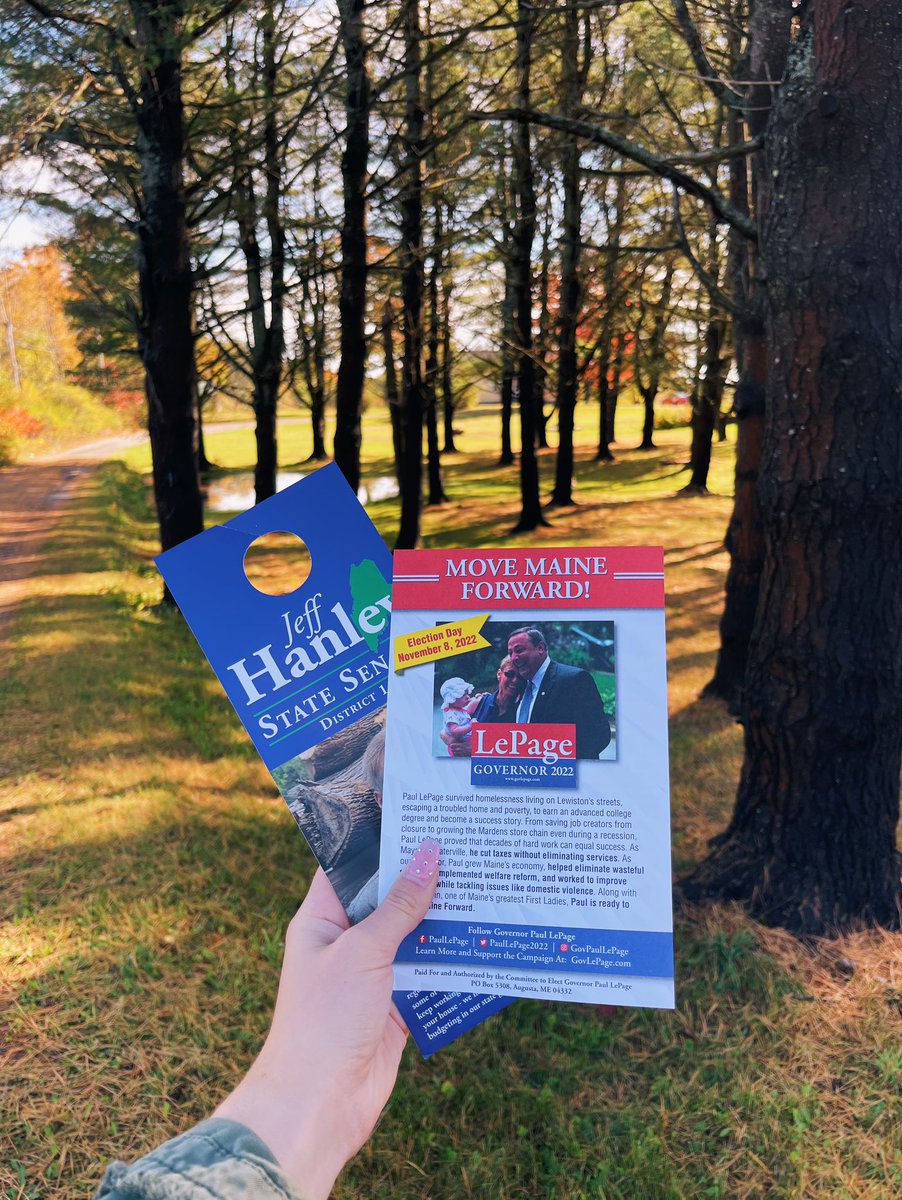 EmilyGOPME's tweet photo. A beautiful Saturday to start our #NationalWeekofAction 🍂

#TeamMaine can’t wait for Nov 8 - and you don’t need to! 

VOTE TODAY ☑️: https://t.co/dfLi2eUILG https://t.co/GtWv362l68