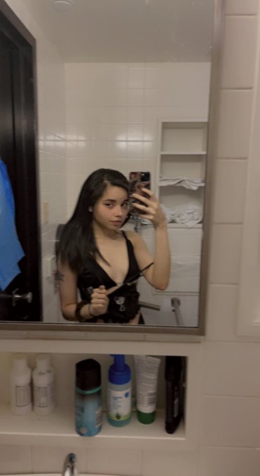 🐼💋 https://t.co/nRMyhPNyS7<a href="/tag/selfie"class="tags"><span>#selfie</span></a><a href="/tag/cute"class="tags"><span>#cute</span></a><a href="/tag/adultwork"class="tags"><span>#adultwork</span></a><a href="/tag/onlyfans"class="tags"><span>#onlyfans</span></a>