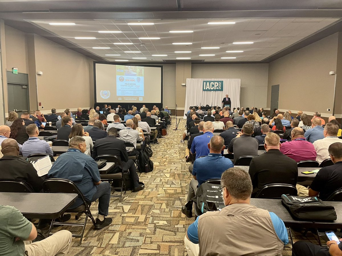 MarkEconomou's tweet photo. Great way to kick off #IACP2022 #PIO first session 250 standing room only at my presentation. Thank you! https://t.co/wVs8P8eQ8D