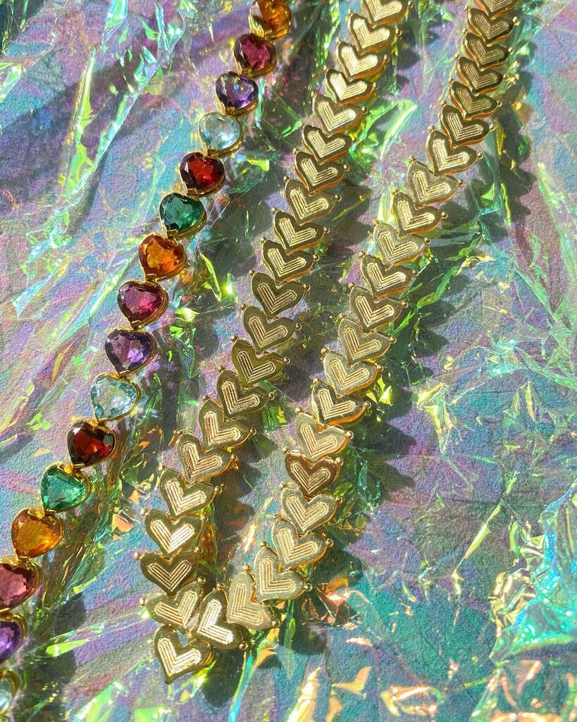 Hearts &amp; color today on @shopgemgossip 💜💙💚💛🧡❤️ #vintagejewelry #heartjewelry instagr.am/p/CjvRdphui9i/