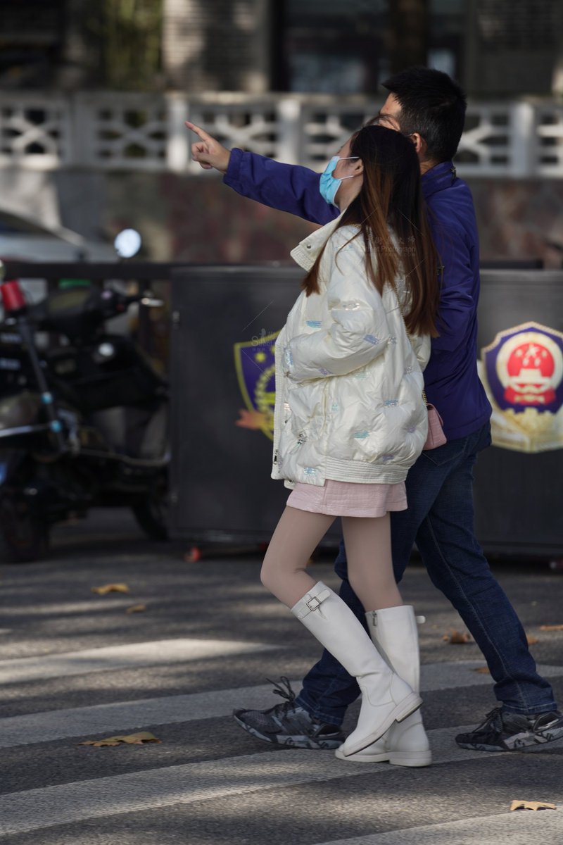coserfantasy01's tweet photo. #光腿神器  #肉丝 #骚货 #厚丝 #��脚
继续更新喷精神器，太喜欢看这些骚货穿光腿神器+白袜靴子或者是小皮鞋了，直接就是想勾引男人操逼，撕烂神器袜直接操到喷尿，最后射在光腿神器上面，变成喷精神器 https://t.co/QzJcx6B9rY