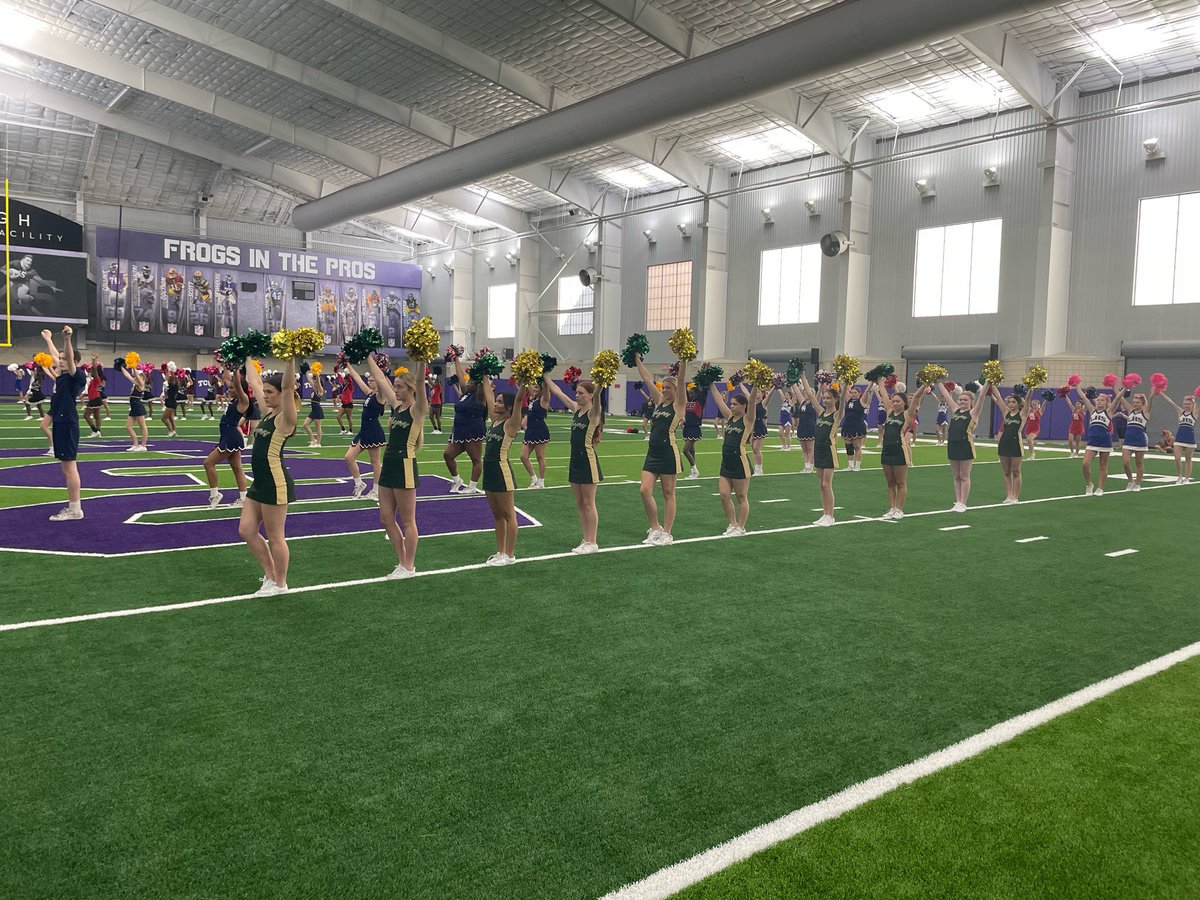 Lebanon Trail Cheer tweet media