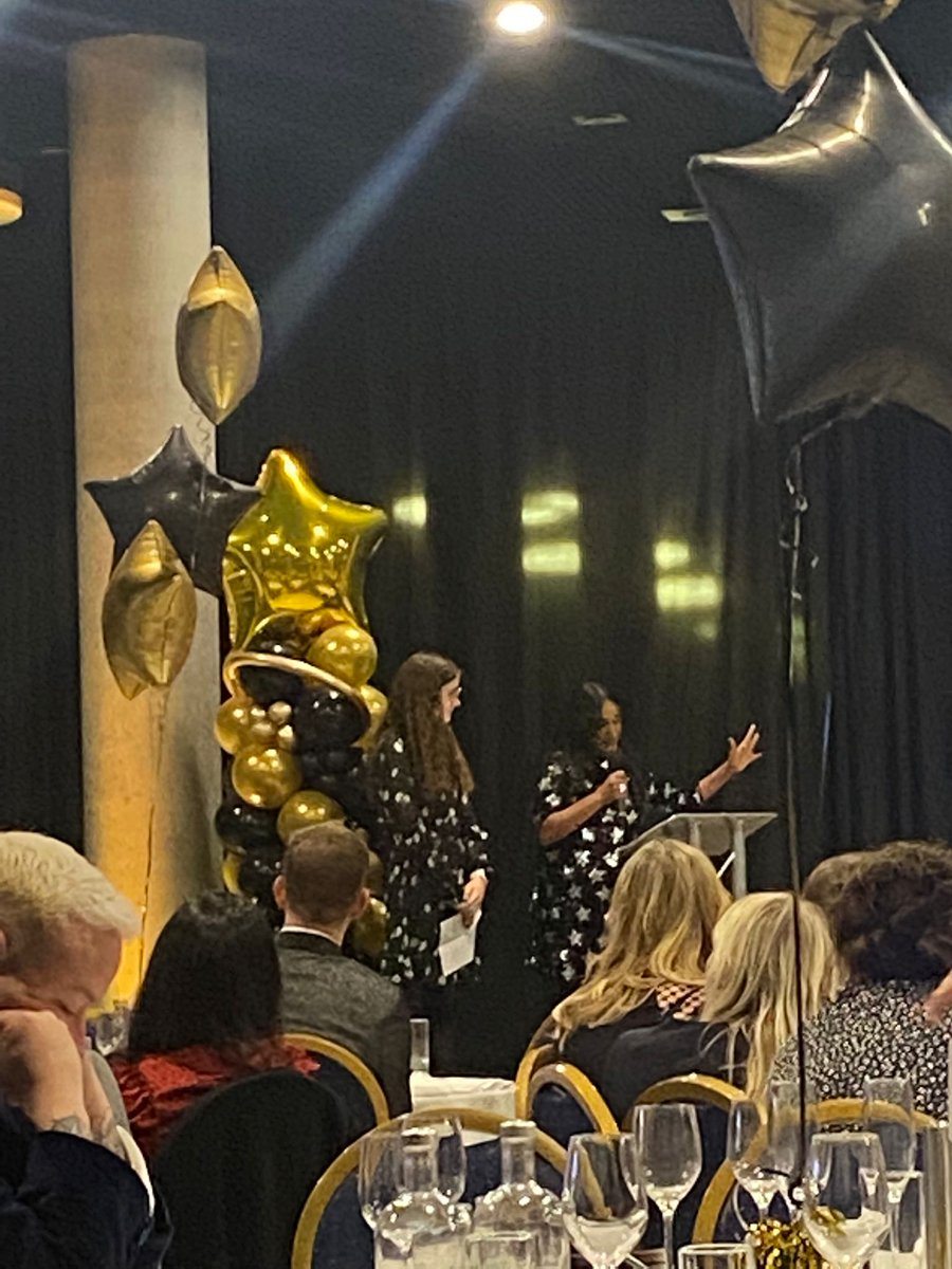 Last night was brilliant 🌟
I was lucky enough to attend the #BWCSpiritAwards22 and present the moment of magic award with @daljitathwal 

It was a night filled with inspirational journeys. 

It was amazing and lovely to finally meet @BurstsOfAutumn ❤️ 

@BWCHBoss @BWC_NHS
