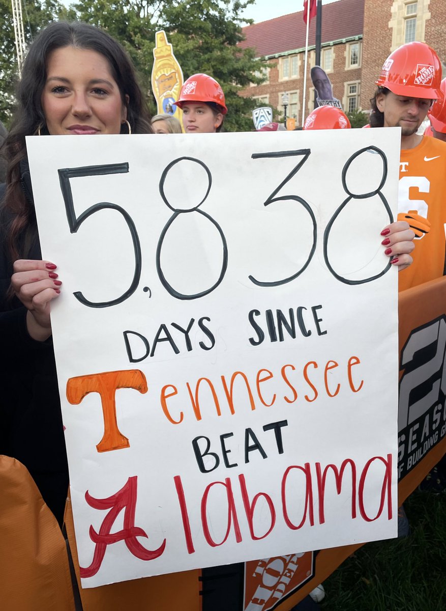 CollegeGameDay's tweet photo. This seems … not good https://t.co/ZC1d4yDczP