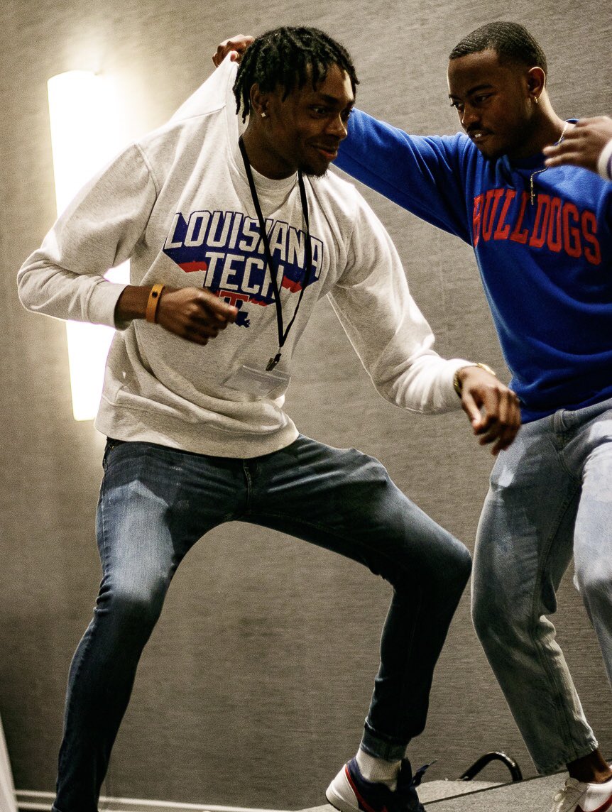HIroadtrip's tweet photo. School drip check.
#HIROADTRIP
Culture. Connections. Collaboration
#d9 #mgc #divinenine #multiculturalgreeks #nmgc #nalfo #napa @LaTechNPHC https://t.co/sJYLYeOXhE