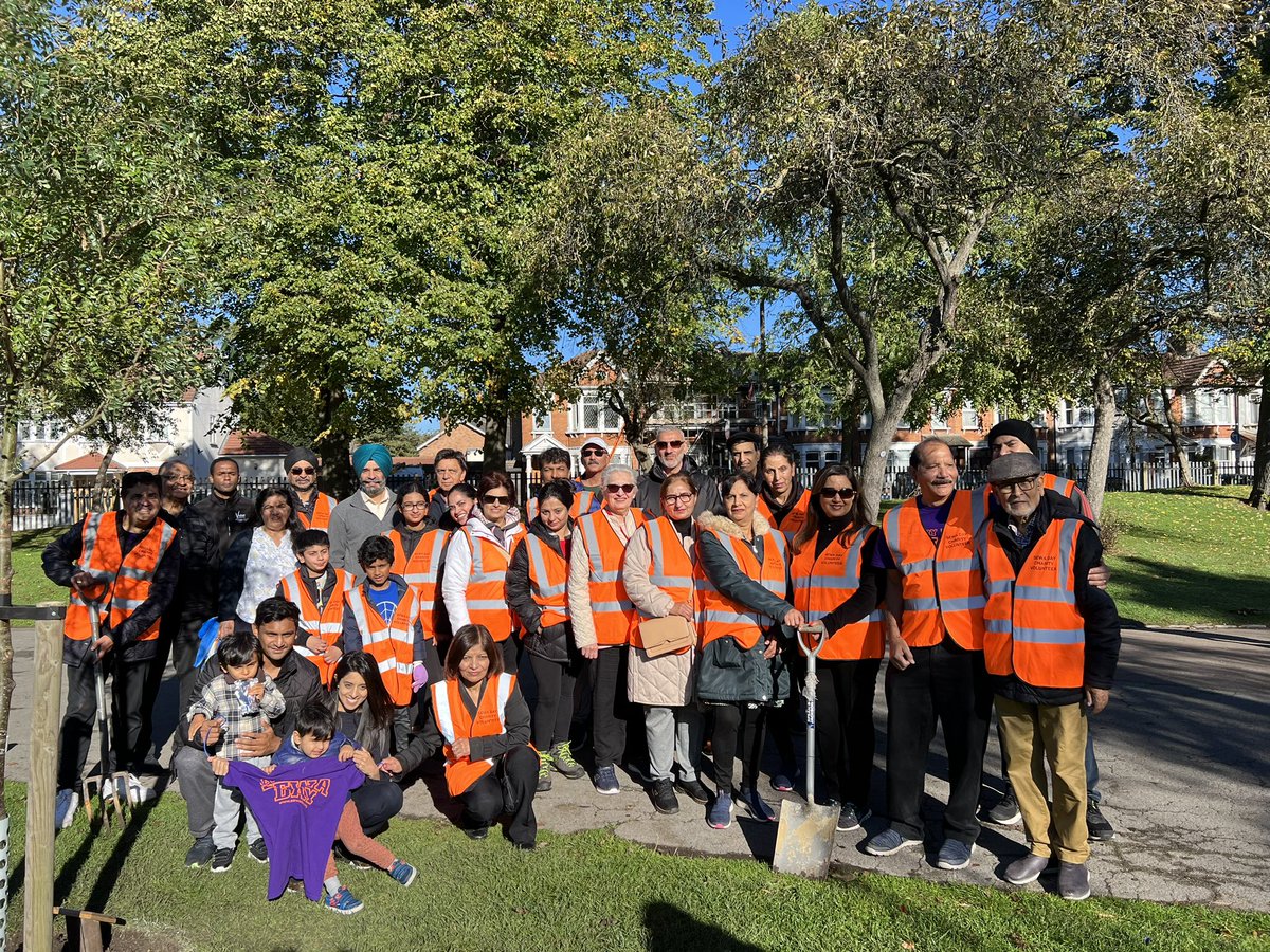 So thankful to the Sewa group of volunteers who do so much good across Redbridge and have been doing it for decades. A real privilege to join them to the tree planting in South Park this morning.