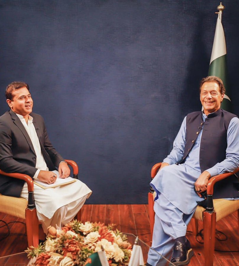 sherry_900's tweet photo. اللّه پاک ان دونوں کی یہ مسکراہٹ ہمیشہ قائم رکھنا
آمین🤲🤲
#بلے_پہ_ٹھپہ
#VoteBatKa https://t.co/pS4yJXoAaQ