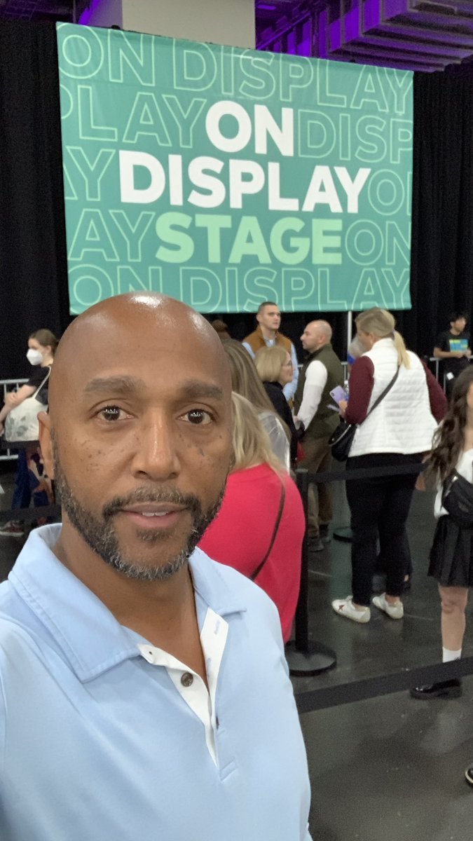 bigbrucejohnson's tweet photo. Housewife Panel at Bravocon Let’s Go!!
@BravoTV #BravoCon #rhoa #RHONY #rhobh #rhonj https://t.co/9DAzU4s8J1