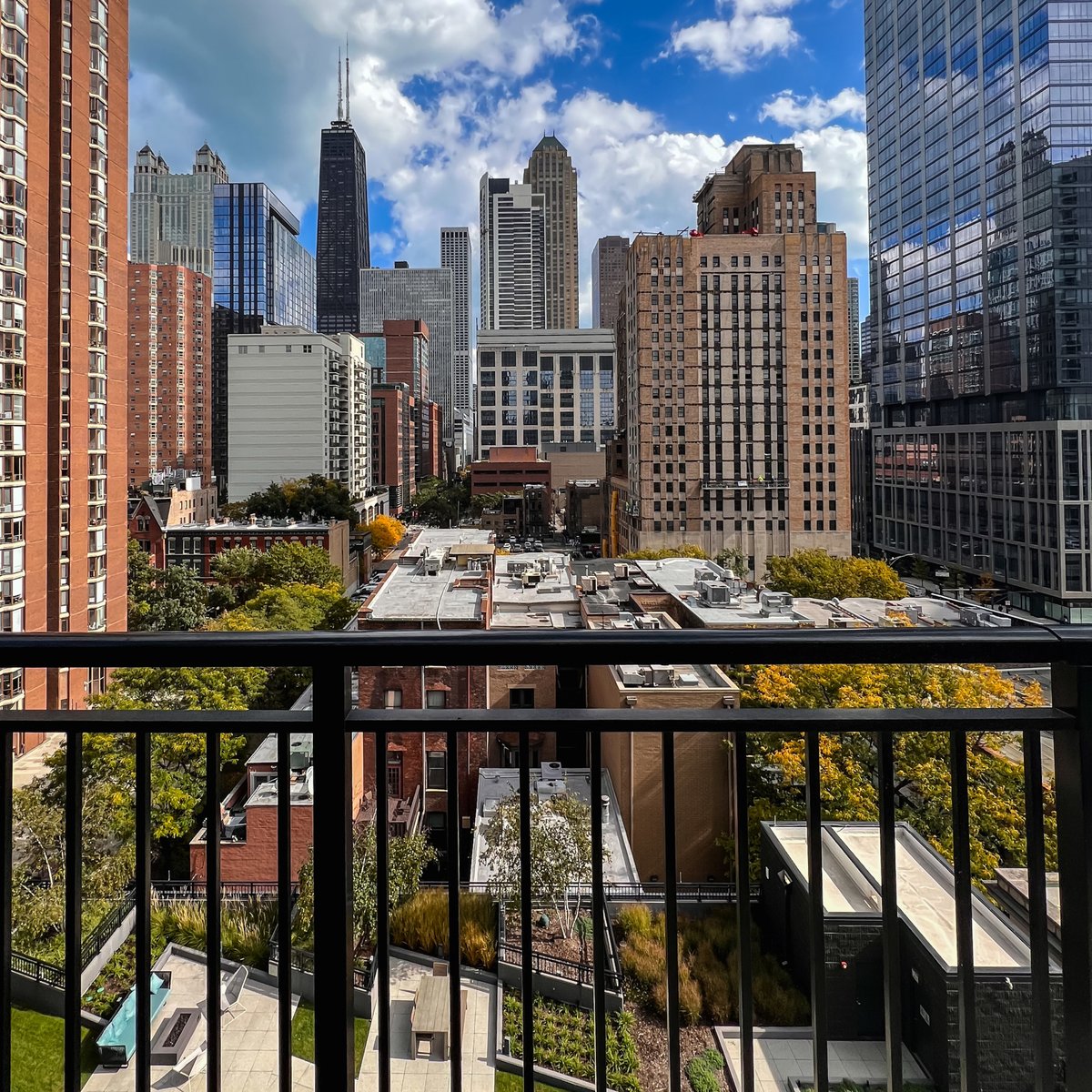 Aurélien Apartments tweet media