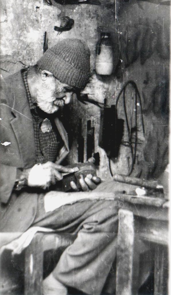 These photos was taken with an analog camera and printed  in the darkroom with Agrandisor.
Thank you for your support and purchase dear <a href="/techbubble/">Nik Kalyani - Freedom for Iran</a> and <a href="/johnny_olaleye/">John O نور</a>  
#tezos 
#photograghy 
#NFTCommmunity 
#tezoscollectors 
#objktnft 
#SoldOut