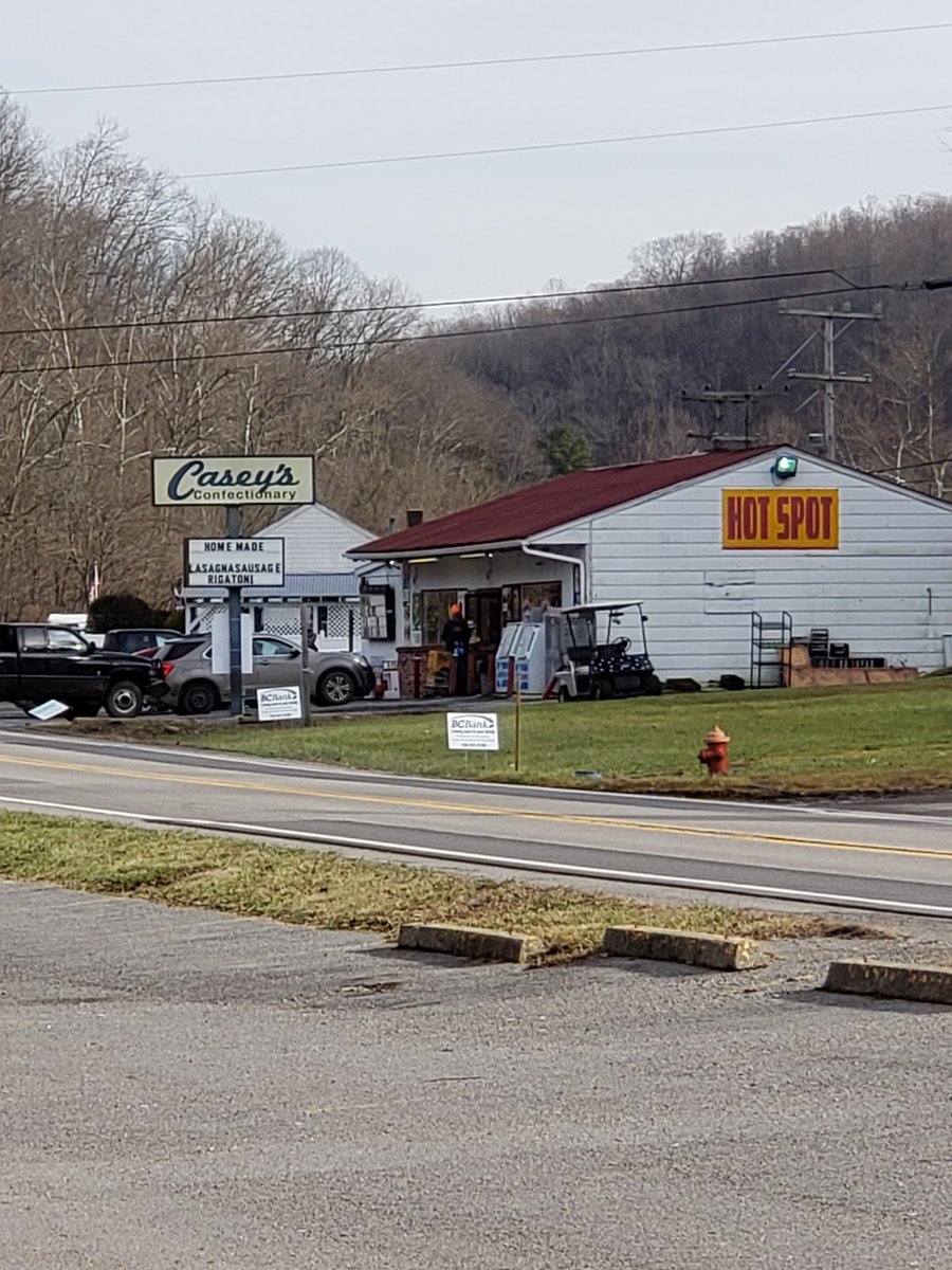 new town every hour on Twitter "Farmington, West Virginia Population 365"