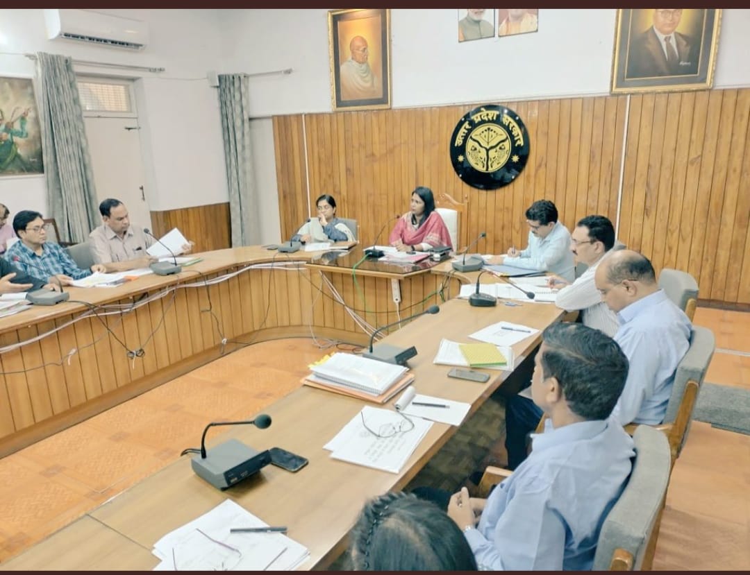 Review meeting of Health dept progeam by commisioner madam Meerut Division <a href="/nhm_up/">NHM UP</a> ,<a href="/DivMeerut/">Divisional PM Meerut</a>