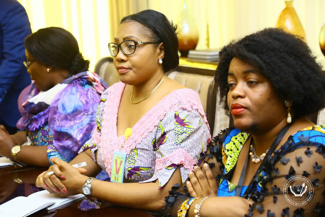 Reçues en audience par le Chef de l’Etat,S.E.<a href="/fatshi13/">Félix A. Tshisekedi</a>,les Femmes de l’Asbl Ne Kongo ont présenté les dossiers d’intérêt général:promotion du genre,sécurité,entrepreneuriat,culture,…