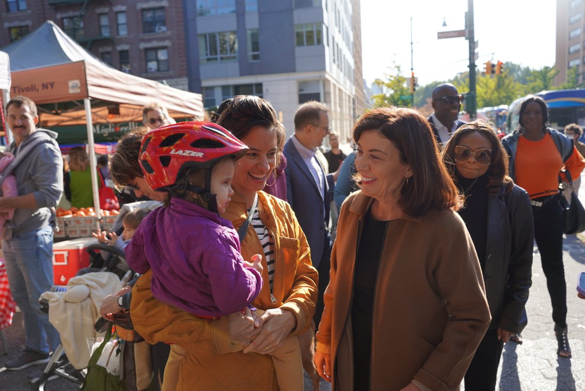 Kathy Hochul tweet media