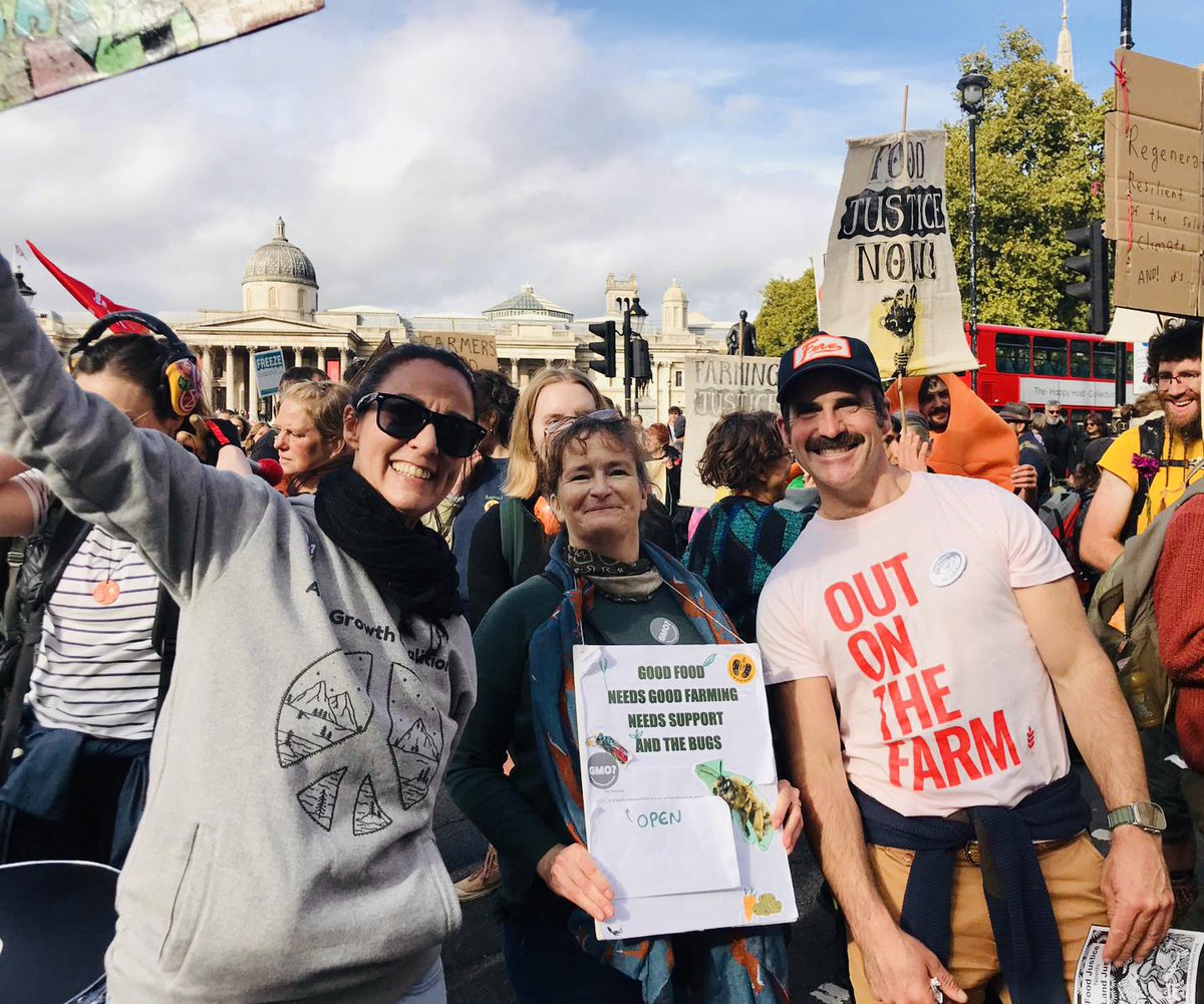 #GoodFoodGoodFarming March 💚🌍 @LandworkersUK @bentheoandrews @vickihird @Didara @mackenzieclair2 @sixinchessoil #ClimateAction #Protest 💪💪💪 #London @DragonLFilms #naturefriendly #agroecology 🌻