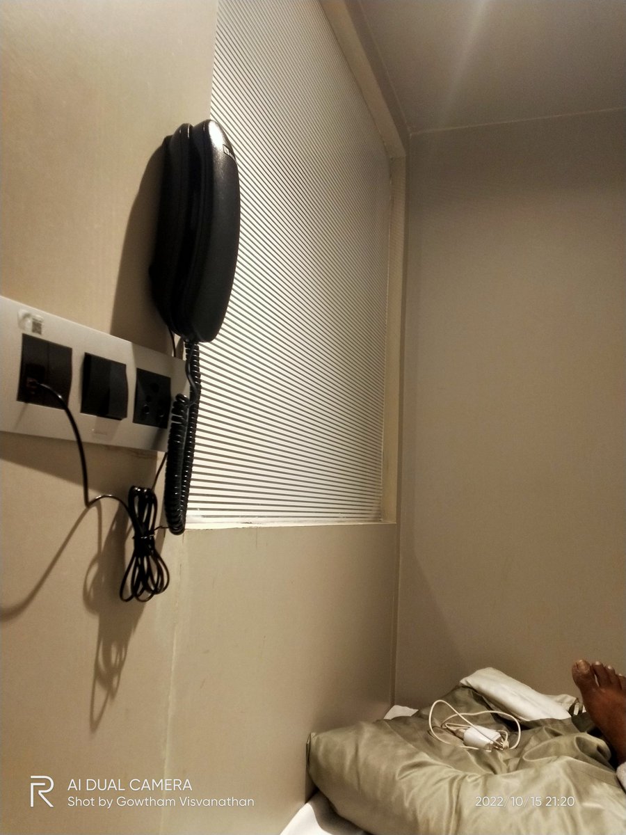 iamGowthamv's tweet photo. #Podroom #capsule hotel
@RailMinIndia
Thoonguvom😴 https://t.co/kbzCS82qtb
