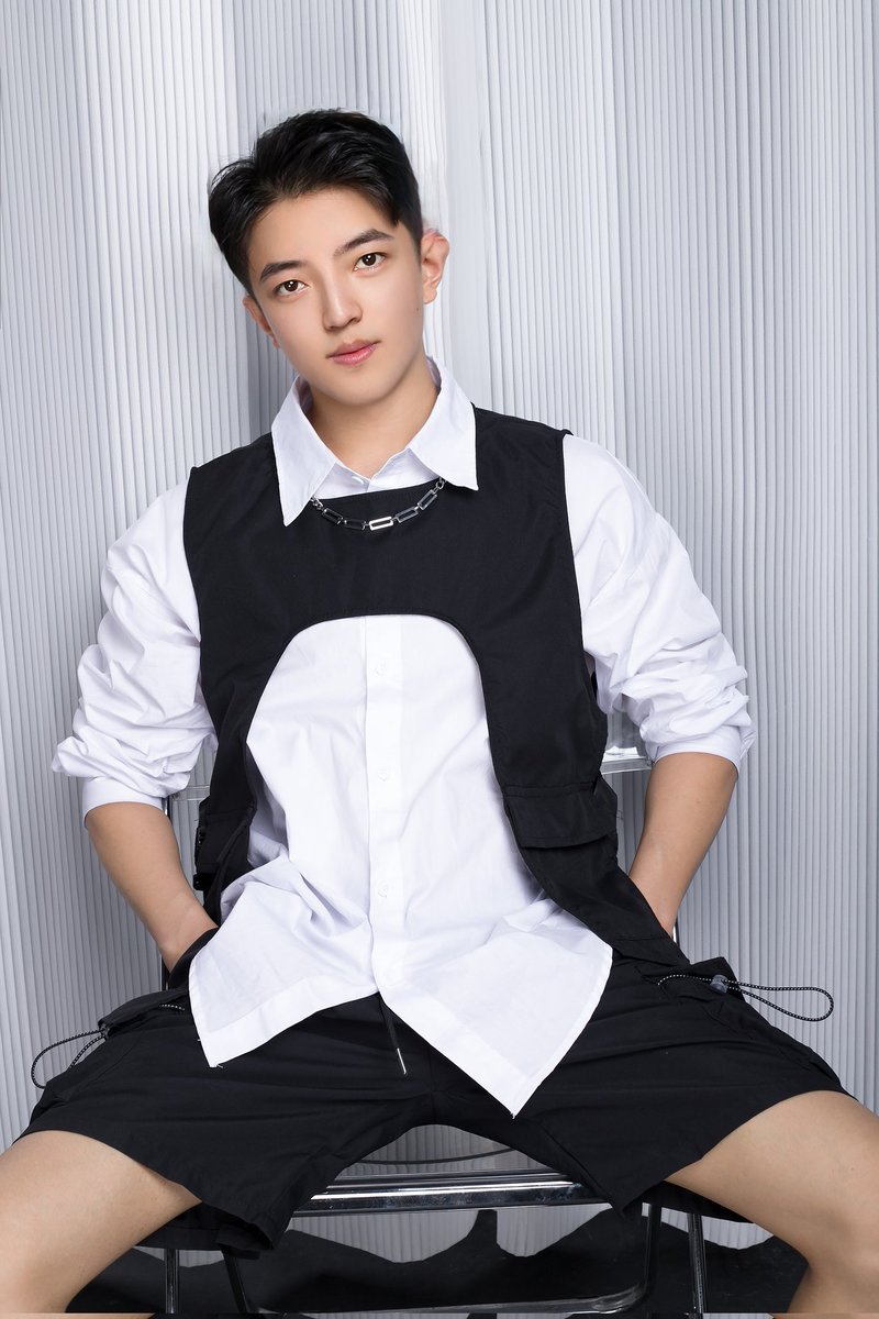 spa69734108's tweet photo. 新人技师 22.175.60.17服��明星 https://t.co/vJEx4DKIss
