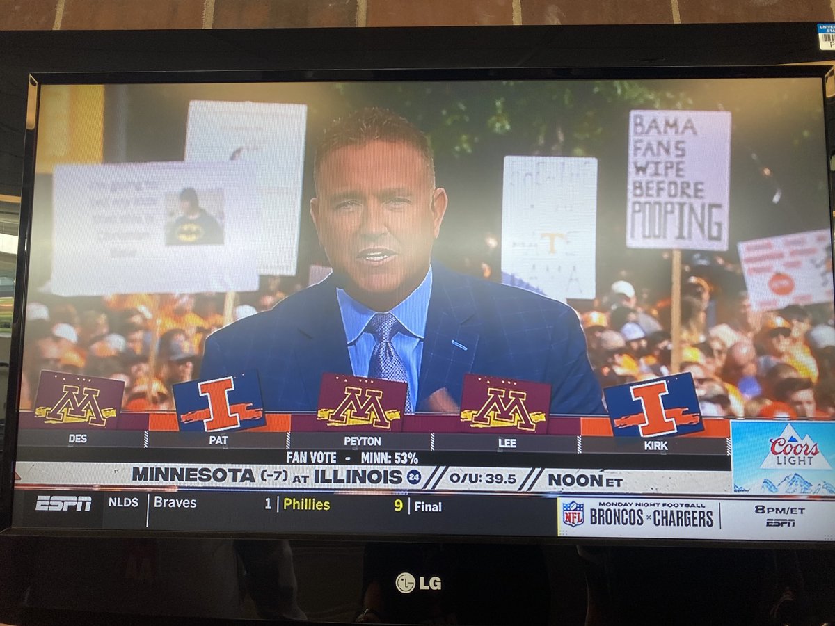 JWerner247's tweet photo. GameDay picks for #illino #gophers https://t.co/9rlibhO9nM
