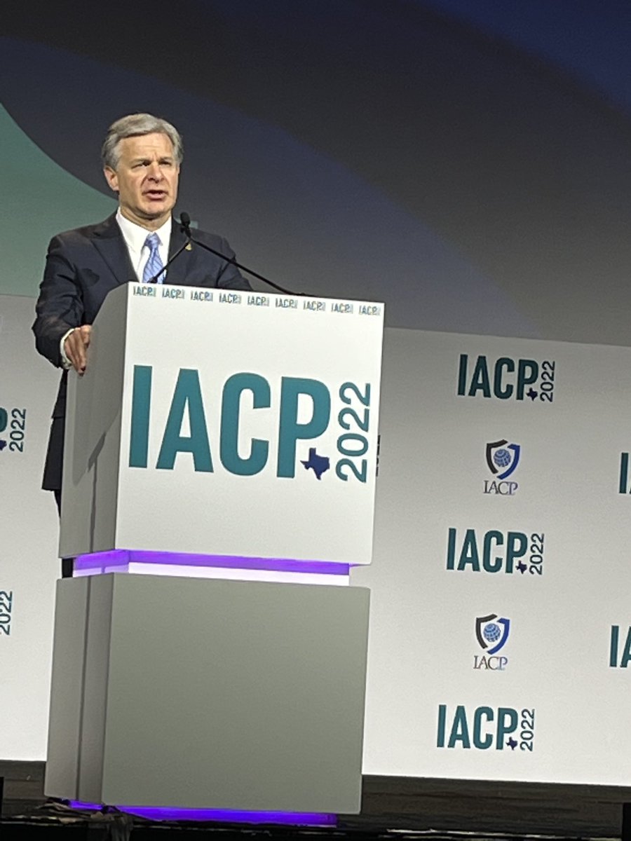 Opening Session Keynote Speaker ⁦<a href="/FBI/">FBI</a>⁩ Director Chris Wray at the ⁦<a href="/TheIACP/">The IACP</a>⁩ #IACP2022 Conference in Dallas. Shares concerns about violence against police. #pathfiward