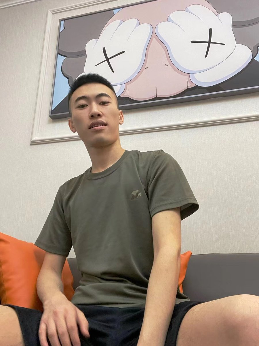 spa69734108's tweet photo. 新人技师 22.180.60.17 https://t.co/8jRYIYTrK7