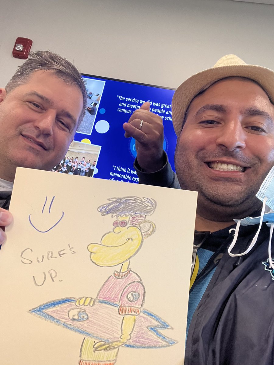 airhasiescardo's tweet photo. Great times inside Chandler Center @SNHU! Both me and @DavidDeAngelis are proud @SNHUalumni! I’m so happy and Thank God I am apart of the 2022-2023 SNHU Active Citizen Network too! #PenmenPride #SNHUHomecoming #GoPenmen https://t.co/zffy9ZPXTc