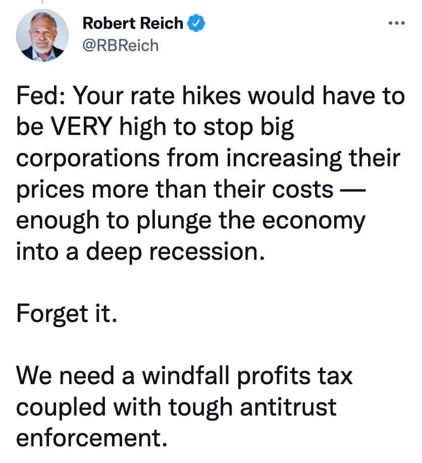 latinlingo72's tweet photo. Playing dumb for the sake of their Oligarch friends. #FederalBank #fedup #fakeinflation #windfalltaxnow #taxtherich https://t.co/7kgqoO7vzl