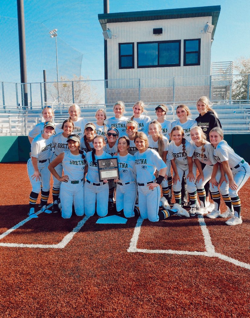 so extremely proud of this team and what we have accomplished this year. thank you to my coaches teammates &amp; seniors for making this year one to remember. this team will forever hold a special place in my heart!🤍 #CLC