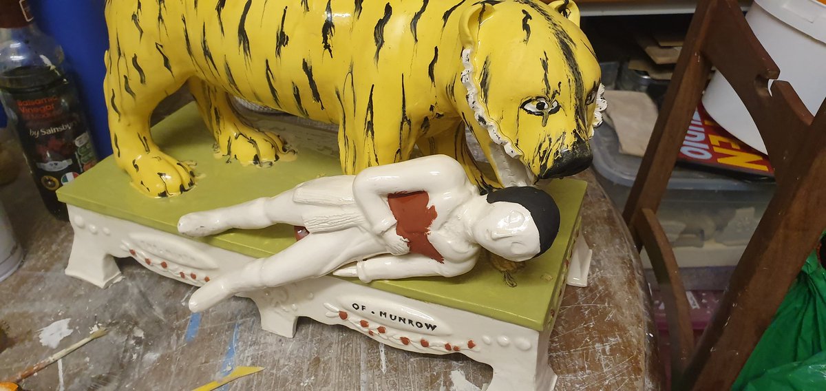 The #paintingprocess using #onglaze enamels on top of #leadglaze and  #firing to around 800 degrees c is the #traditionalmethod used by #staffordshirepottery it can be tricky though as sometime if you put one enamel on top of another they can run  #karenthompson #karent #ceramics