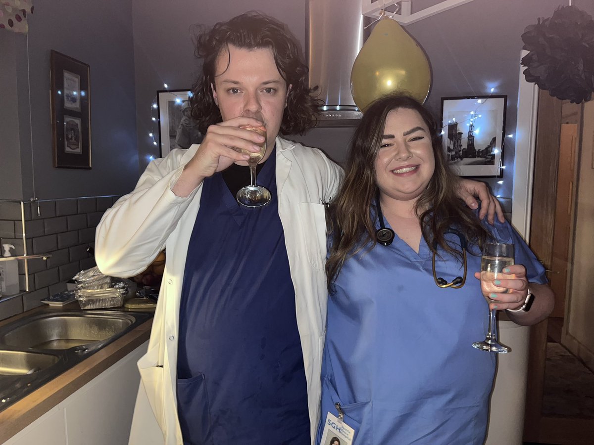_hanso_'s tweet photo. It might not be tequila but Michael and Prosecco are the mcdreamy and tequila to my Meredith x https://t.co/TeMsjXaAhM