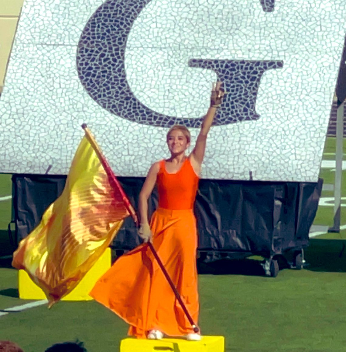 pinilla_thinks's tweet photo. THREE competitions today and we are here supporting each and every one of them! @npinilla1 #GuardMom #GuardGodMom Senior Year 2022-2023 We β€οΈyou so much Caitlin Julianna! #ProudMom #ProudTiti https://t.co/VB4Ia3cMAu
