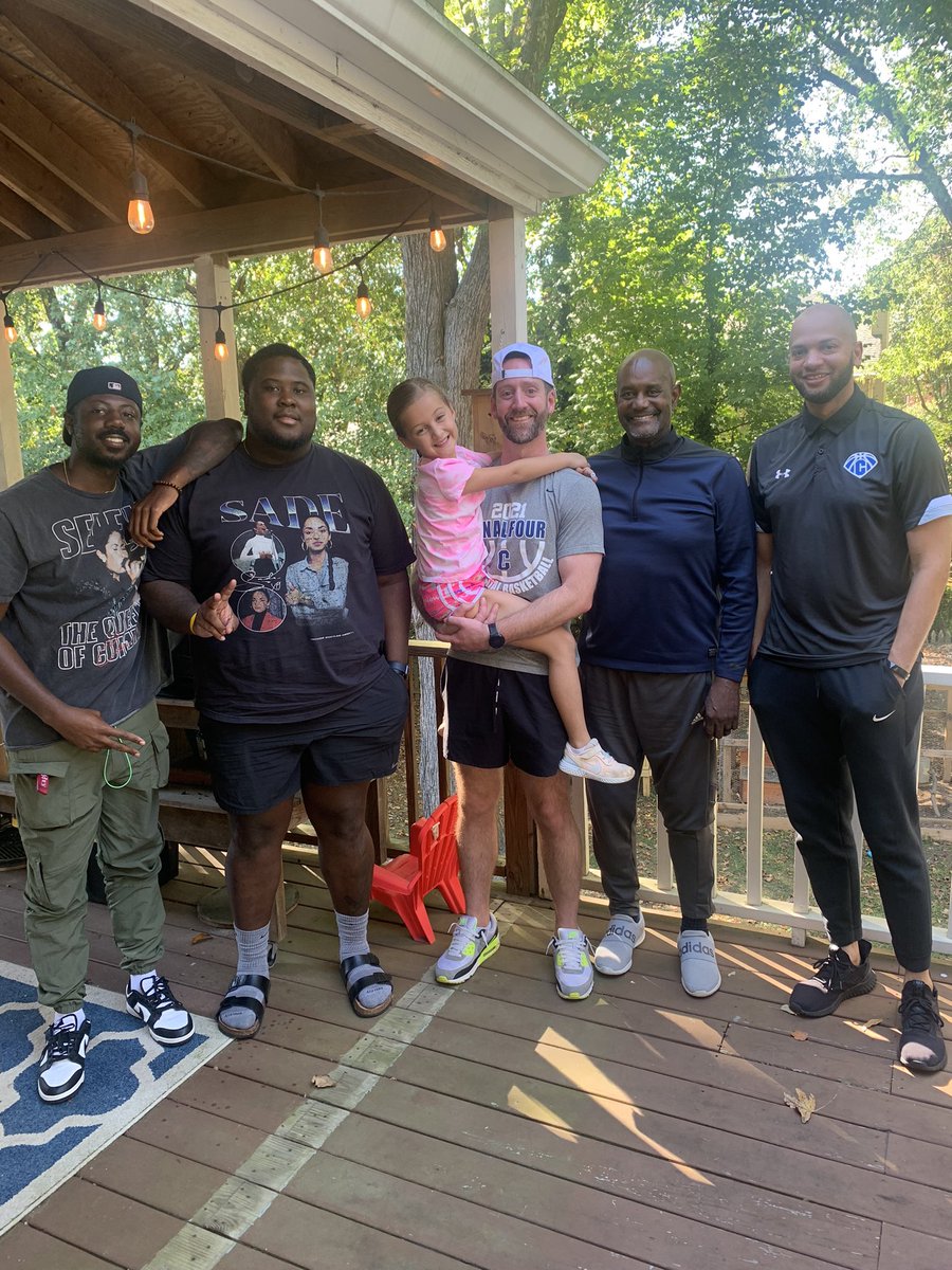 CHSKnightsBball's tweet photo. Awesome coaching staff retreat today! Blessed to work with these gentlemen, and our young men will be surrounded by an amazing staff this season! Excited for the journey in a week!!! #BeHumbleBeHungry #Family @1Cody_ @RVC198 @Coach__K1 @CoachHixonDimes https://t.co/wjHYH9RVwR