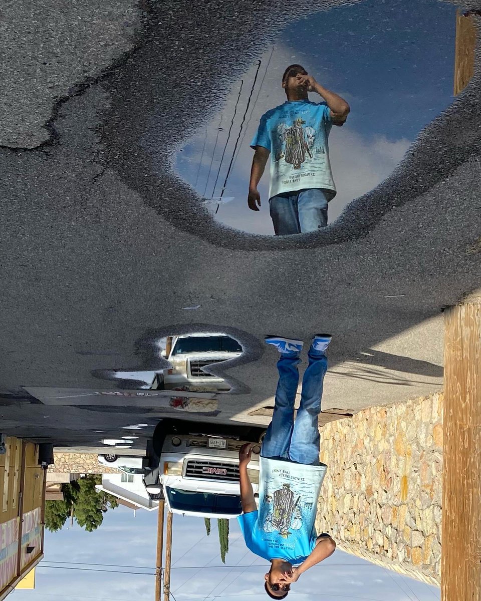 infamousee's tweet photo. ǝʌıʇɔǝdsɹǝԀ 
Perspective https://t.co/5OVKK1d70H
