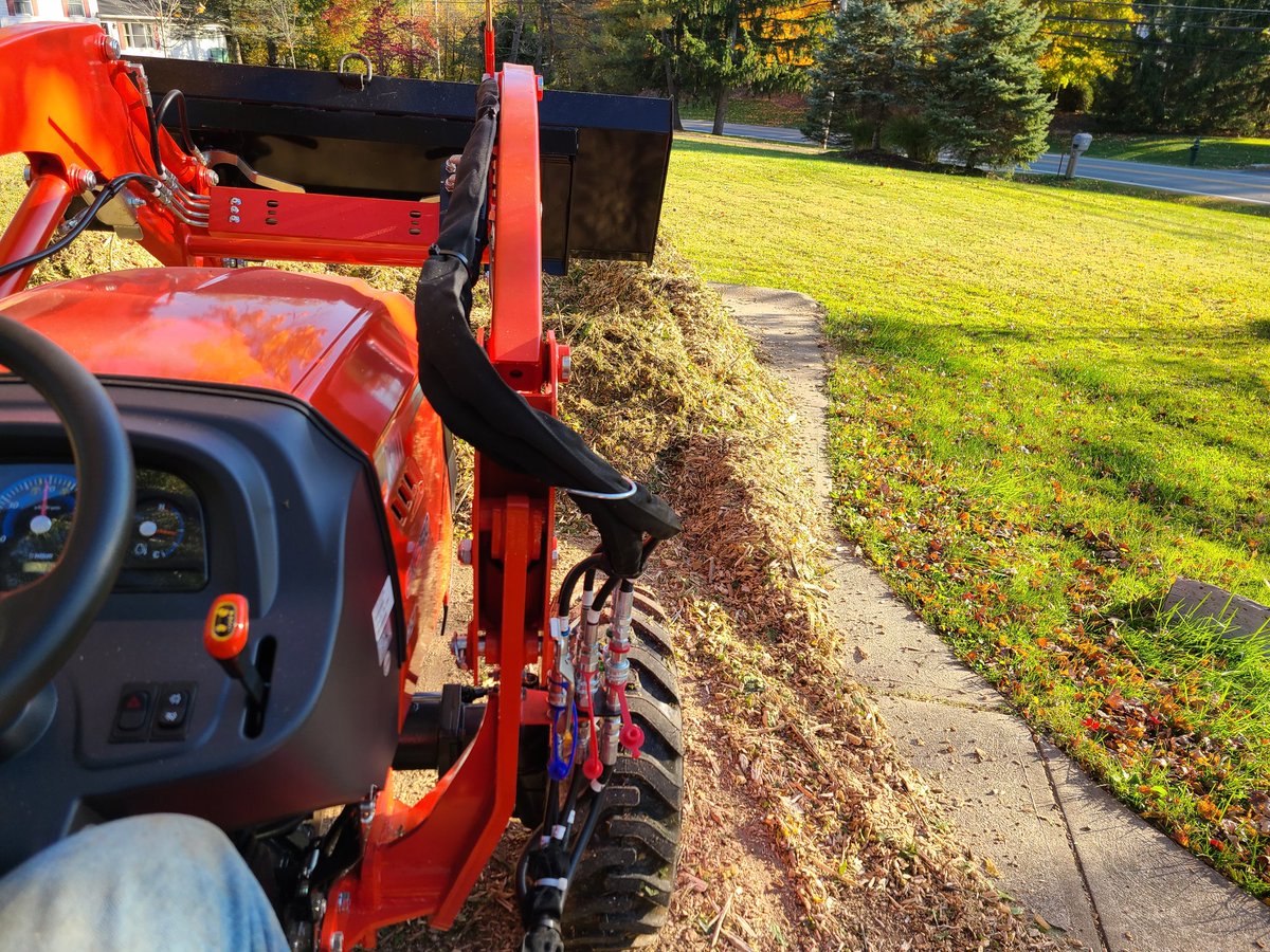 sharkcus's tweet image. I think "tractor time" is like my 4th favorite thing.