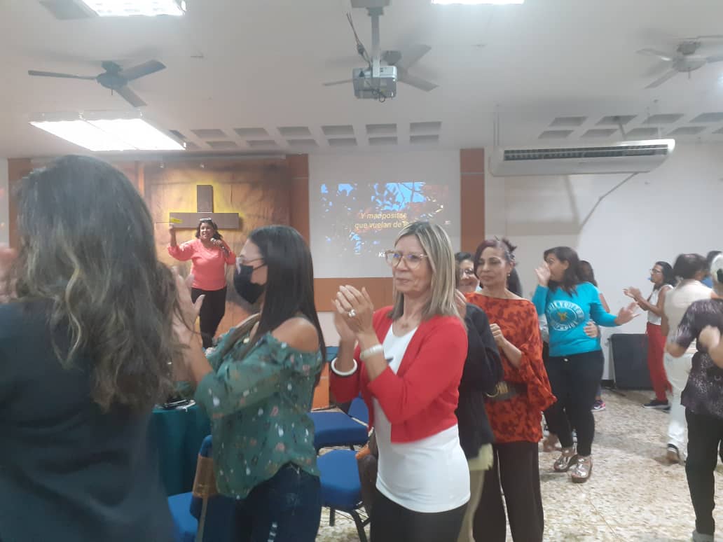 centecriv's tweet photo. Parte de todo lo que vivimos en nuestra conferencia #DiamantesForjados https://t.co/JrCtfqaUc8