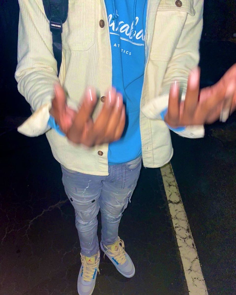 🦅 tweet media