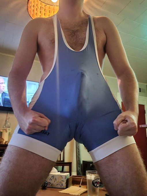 Soft or hard I know you can't keep your eyes off that bulge 😉 https://t.co/iKH6MA5WKm<a href="/tag/fleshlight"class="tags"><span>#fleshlight</span></a><a href="/tag/bigcock"class="tags"><span>#bigcock</span></a>