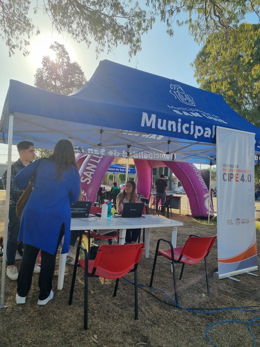 CIPESanLuis's tweet photo. #CIPE4punto0 en el encuentro #EnTuBarrio organizado por @SanLuisLaCiudad https://t.co/fyeLzvvxke