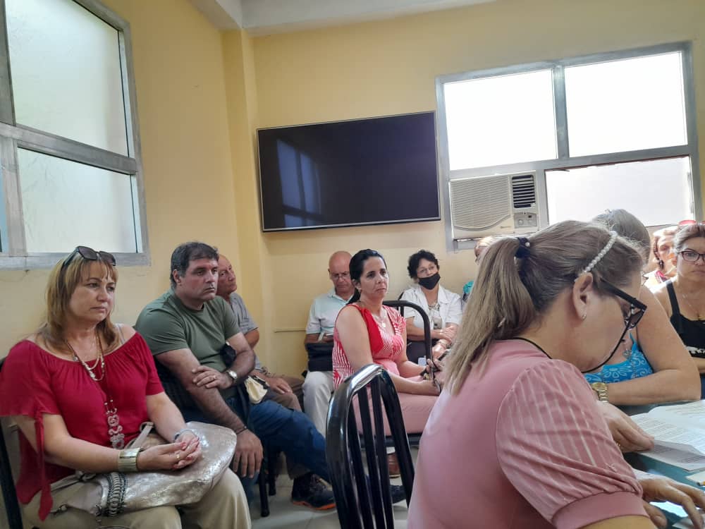 SermagP's tweet photo. Participamos en Reunión del núcleo del Partido de la Dirección Prov. de Salud en Villa Clara. Análisis objetivo y comprometido del colectivo en el empeño de lograr mayor calidad en los procesos del sector. 
#Cuba #CubaViveYTrabaja 
#CubaSalva @JLBrocheLorenzo @Colina_VClara https://t.co/AFaSSafjkR