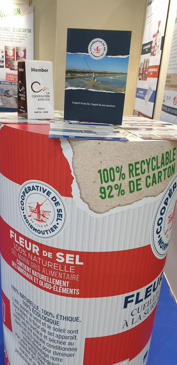lacoopagricole's tweet photo. On a continué notre tour des stands des #coopératives présentes au @sial_paris. les halls 5B (@EuredenGroup, Saline de Noirmoutier) et dans le hall 6 @Delpeyrat1890 et #Elivia 
#innovation #innovationfrançaise #TasteFrance #alimentairefrançais #SIAL2022
@ChargeDom https://t.co/CzkqfAmTVw