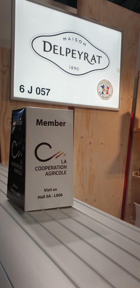 lacoopagricole's tweet photo. On a continué notre tour des stands des #coopératives présentes au @sial_paris. les halls 5B (@EuredenGroup, Saline de Noirmoutier) et dans le hall 6 @Delpeyrat1890 et #Elivia 
#innovation #innovationfrançaise #TasteFrance #alimentairefrançais #SIAL2022
@ChargeDom https://t.co/CzkqfAmTVw