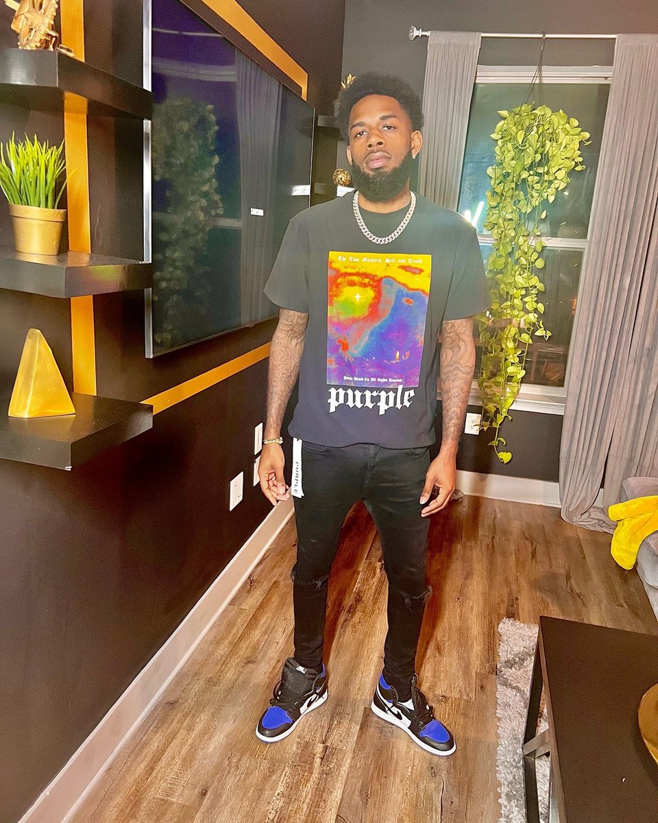 952pope's tweet photo. “I switch my route I knew I’ll PREVAIL, made it out where I’m from ima LEGEND still‼️” 💔🐍…Up The Score Loading….
#explore #heartbreakslime💔🐍 #music #artist #952dalabel🏆💫 #95forever #loading #atlanta #houston #miami #florida #texas #alabama https://t.co/diArmxpaly