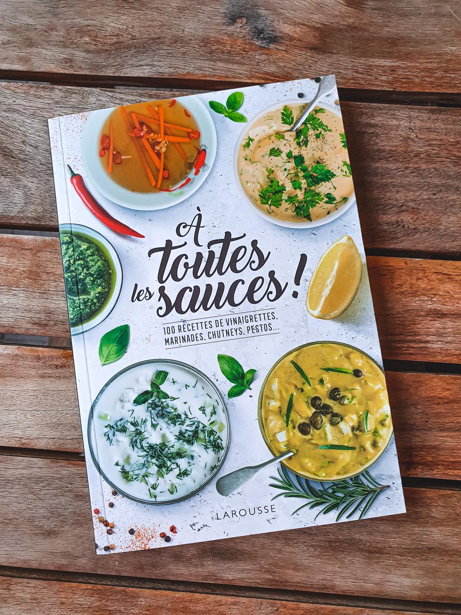 Merci aux Editions Larousse d'avoir fait parvenir le livre « A toutes les sauces ». Il regroupe 100 recettes pour réussir vos sauces, que ce soit les plus classiques (mayonnaise, béchamel,…) aux plus élaborées (sauce madère ou aigre-douce…). 
gourmicom.fr/a-toutes-les-s…