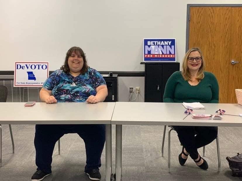 Mann4Congress's tweet photo. I’m with @DeVotoForMO at the Kisker Road Library in St. Charles until 1 pm. Join us! #MannAtWork https://t.co/quEzAbVrrv