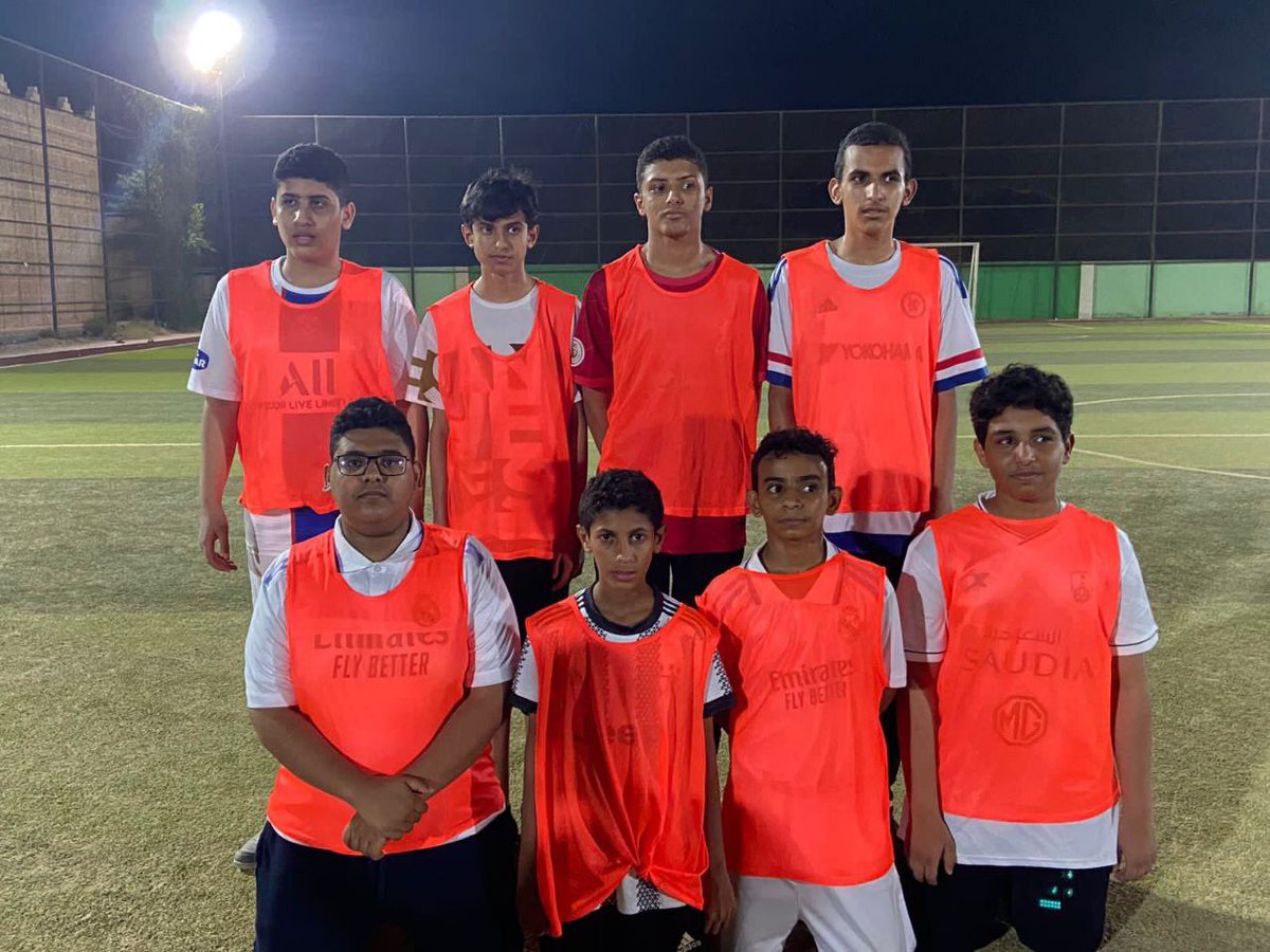 shababhali's tweet photo. بكل حماس وقوة 💪🏼⚽️
انطلاق الجولة الأولى من #دوري_مفاز٢🎽
  #وقف_سعد_بن_عبدالله_الموسى

       الإنجاز 🆚 العطاء 

#رياضة_وتنافس🏆
#جمعية_الشباب_بحلي https://t.co/kNGEqEyeQT