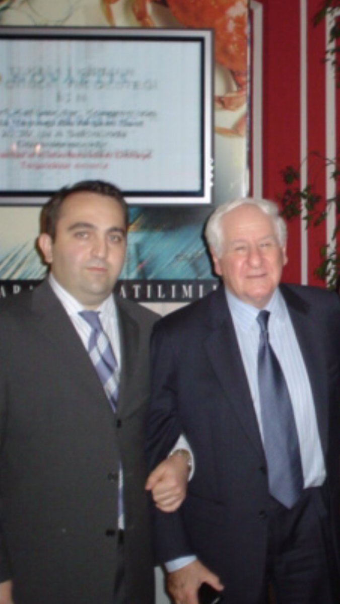 I was very sad when I learned that Leslie Blumgart passed away last month. He was a legend in hepatobiliary surgery and developed numerous techniques. He was one of my greatest mentors and I will miss him always. ⁦<a href="/MSKCancerCenter/">Memorial Sloan Kettering Cancer Center</a>⁩